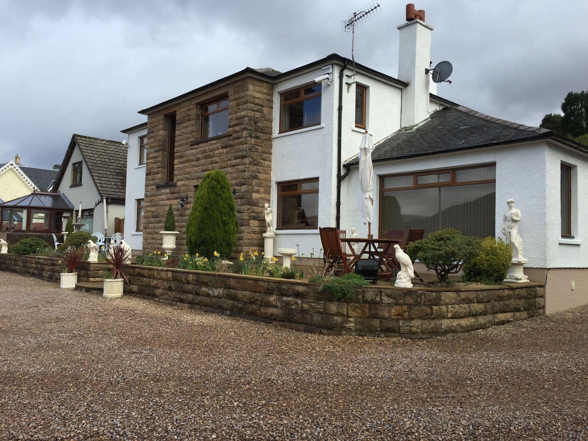 Westcourt Guest House Fort William Bagian luar foto