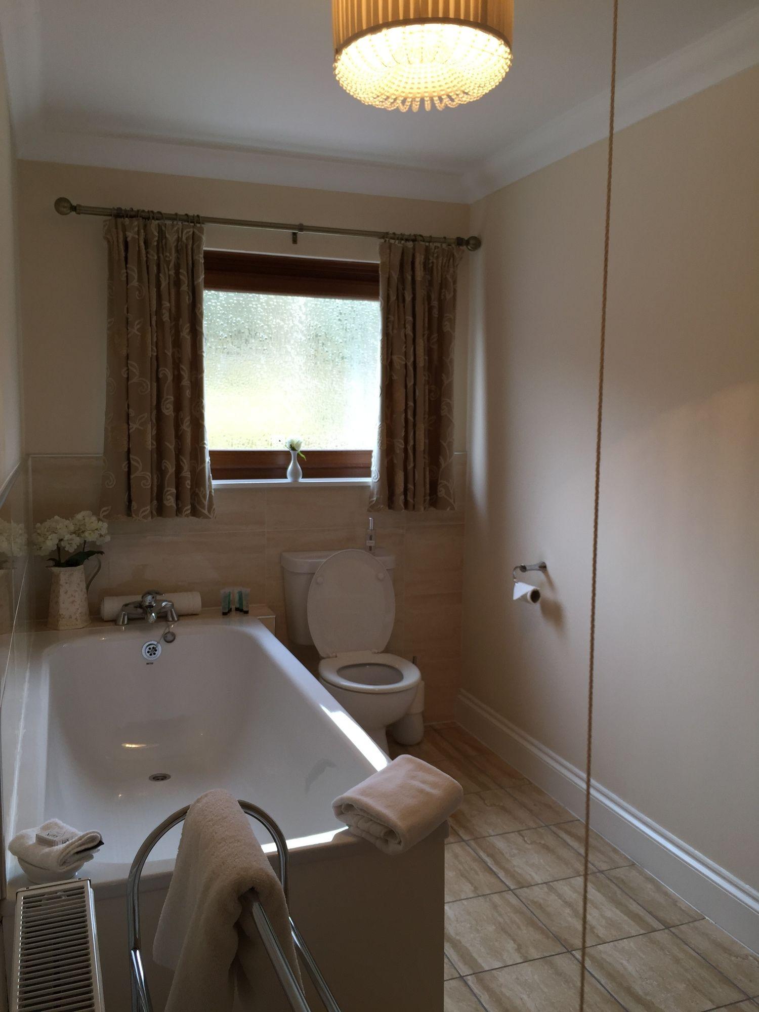 Westcourt Guest House Fort William Bagian luar foto